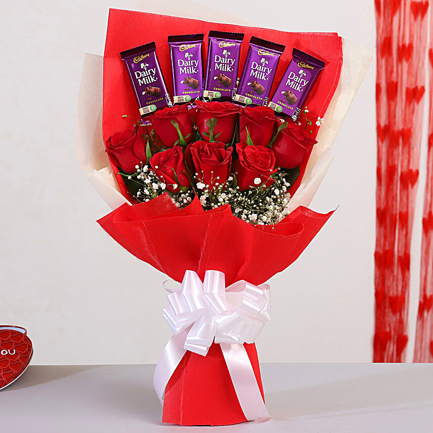 Beautiful Roses Bouquet With Dairy Milk Chocolates