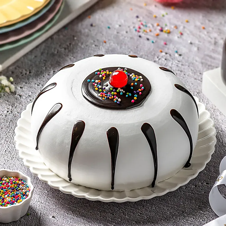 Black Forest Designer Cake- Eggless 1 Kg