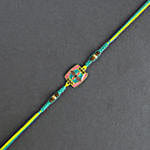 /images/pr/australia/l/v20240813180444/floral-fantasy-rakhi-n-toblerone-delight_3.jpg