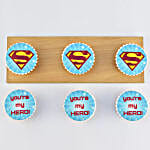 /images/pr/qatar/l/v20221004162126/you-are-my-hero-cupcakes_2.jpg