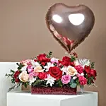 /images/pr/qatar/l/v20231012124741/beautiful-flowers-and-balloon_1.jpg