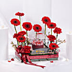 /images/pr/qatar/l/v20250206132357/valentines-flowers-and-cake-tray_2.jpg
