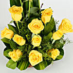 /images/pr/l/v20191018140614/sunshine-yellow-roses-bouquet_4.jpg