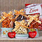 /images/pr/l/v20200122153100/cashew-kind-of-love-combo_1.jpg