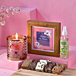 /images/pr/l/v20230426160529/lovely-delights-for-mom_1.jpg