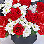 /images/pr/l/v20231016162608/timeless-red-rose-anthurium-elegance_3.jpg