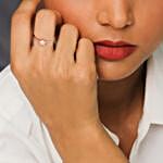 /images/pr/l/v20231204194617/mesmerising-rose-gold-star-ring_1.jpg
