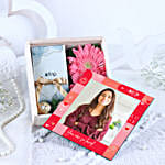 /images/pr/l/v20240104150027/blooms-and-charms-valentines-hamper_4.jpg