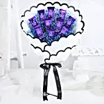 /images/pr/l/v20240227181659/jade-plant-n-chocolatey-bouquet-combo_2.jpg