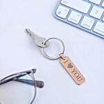 /images/pr/l/v20240301183010/personalised-keychain_1.jpg