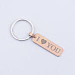 /images/pr/l/v20240301183011/personalised-keychain_2.jpg