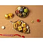 /images/pr/l/v20240719160002/handcrafted-kundan-rakhi-set-n-classic-baklava-box_2.jpg
