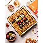 /images/pr/l/v20240719160002/handcrafted-kundan-rakhi-set-n-classic-baklava-box_3.jpg