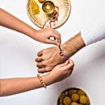 /images/pr/l/v20240722104126/capricorn-zodiac-rakhi_3.jpg