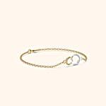 /images/pr/l/v20240729130250/timeless-love-charm-rakhi_3.jpg