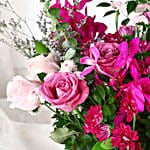 /images/pr/l/v20240804104014/floral-bliss-rakhi-set_4.jpg