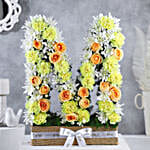 /images/pr/l/v20241108182551/stunning-personalised-blooming-arrangement_6.jpg