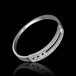 /images/pr/l/v20250305104841/eternal-radiance-personalised-bracelet_2.jpg