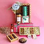 /images/pr/l/v20250425154247/nuts-n-dates-mothers-day-hamper_1.jpg