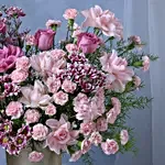 /images/pr/l/v20250501120522/blissful-rose-luxe-arrangement_2.jpg