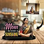 /images/pr/l/v20250503092900/personalised-forever-sunshine-caricature-for-mom_2.jpg