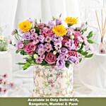 Pretty Grebera N Roses in Floral Box