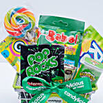 /images/pr/uae/l/v20210426175019/candylicious-mini-basket-green-gift-pack_2.jpg