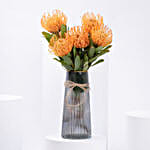 /images/pr/uae/l/v20250104181211/pin-cushion-flowers-in-vase_1.jpg