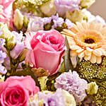 /images/pr/uk/l/v20230609171020/thinking-of-you-rose-bouquet_3.jpg