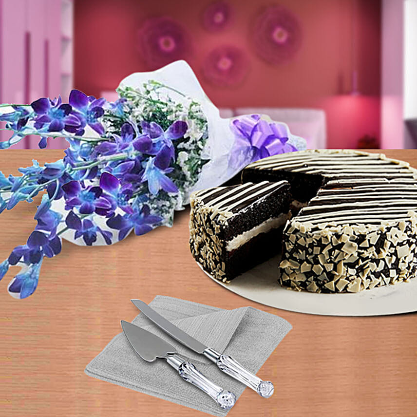 /images/pr/usa/l/v20230110190848/black-white-mousse-cake-with-orchids-gift_1.jpg