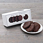 /images/pr/usa/l/v20240712153228/classic-chocolate-gift-basket-for-rakhi_6.jpg