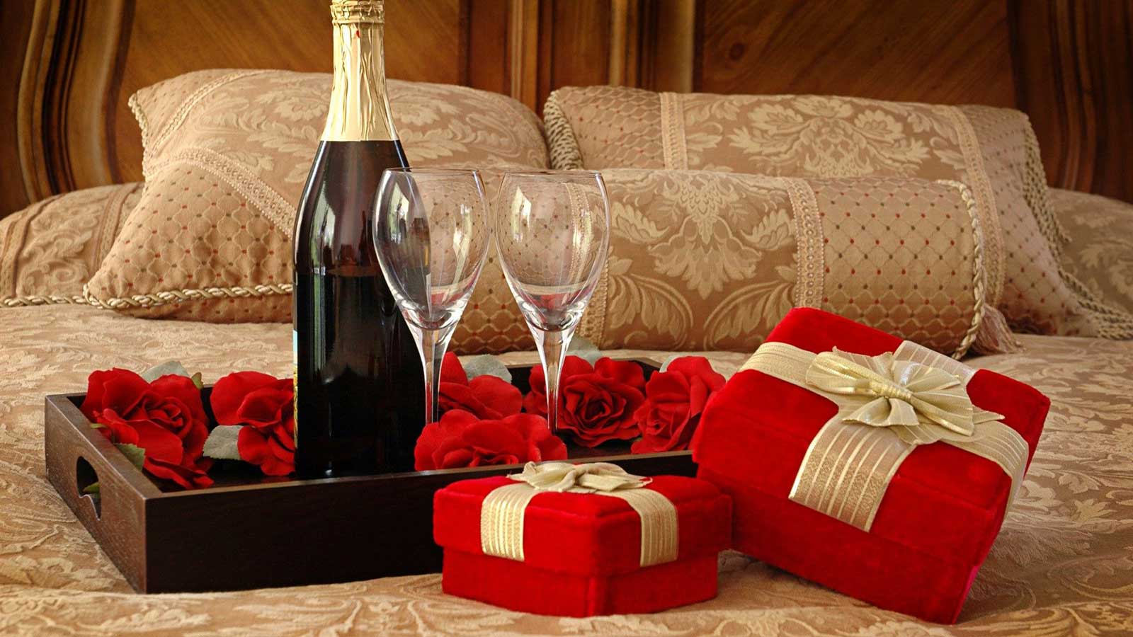 romantic gifts for him 