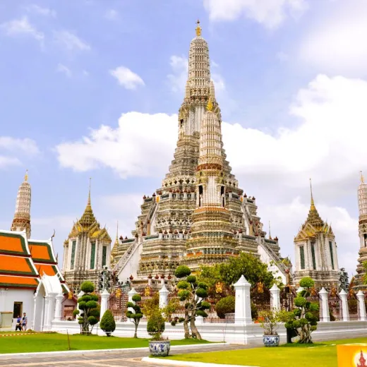 Send gift to Thailand