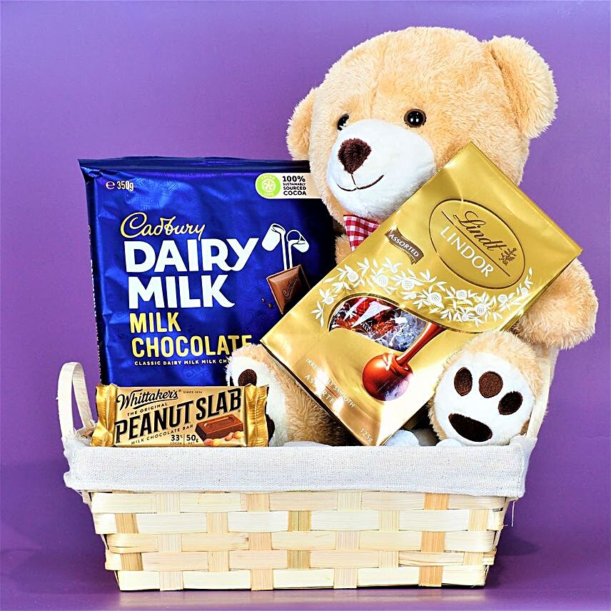 Kids Special Treats Combo:Send Thanksgiving Gifts to Australia