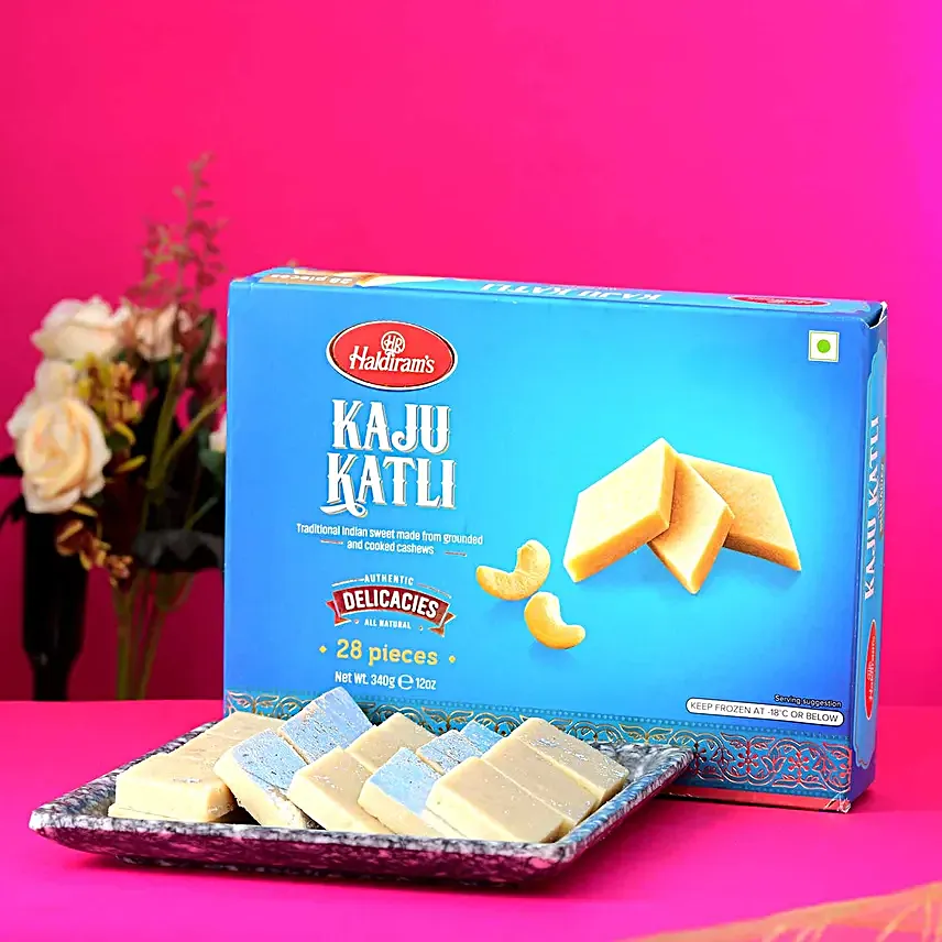 Artisanal Lord Ganesha Idol N Kaju Katli Combo