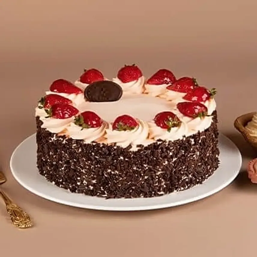 Berrilicious Eggless Strawberry Cake