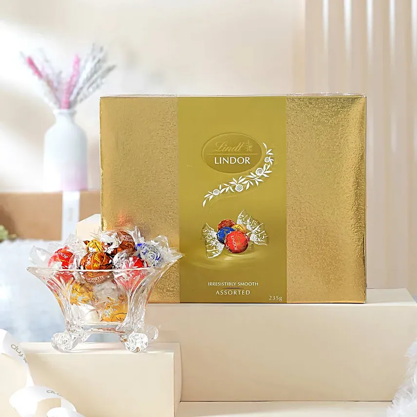 Best of Lindt Chocolatey Gift Hamper