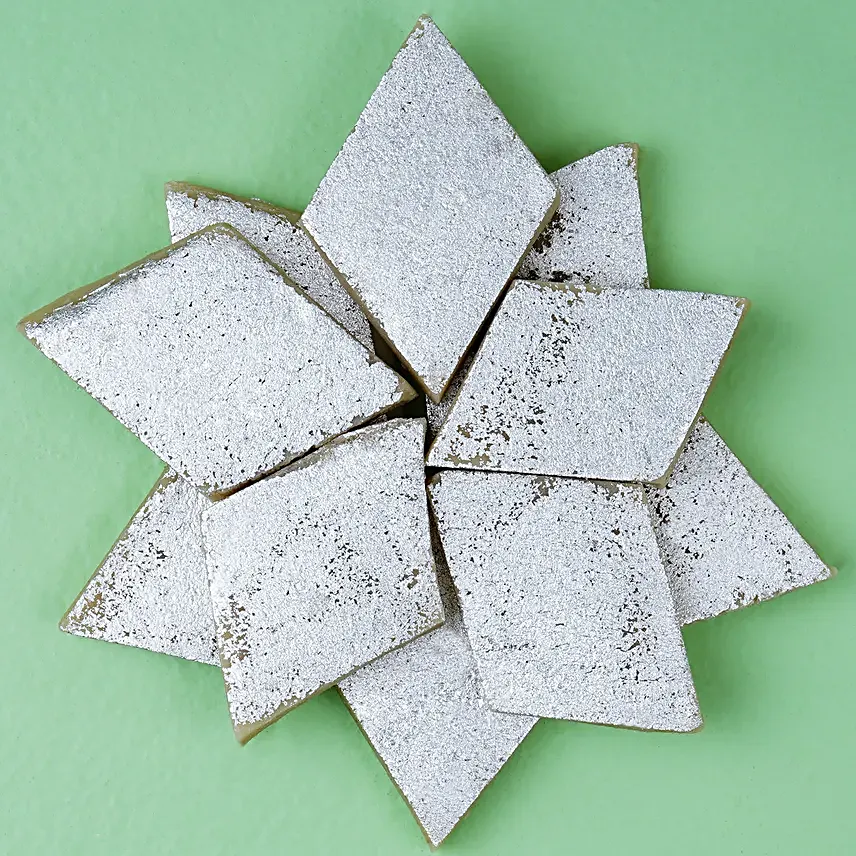 Pearl Stone Traditional Rakhi And Kaju Katli