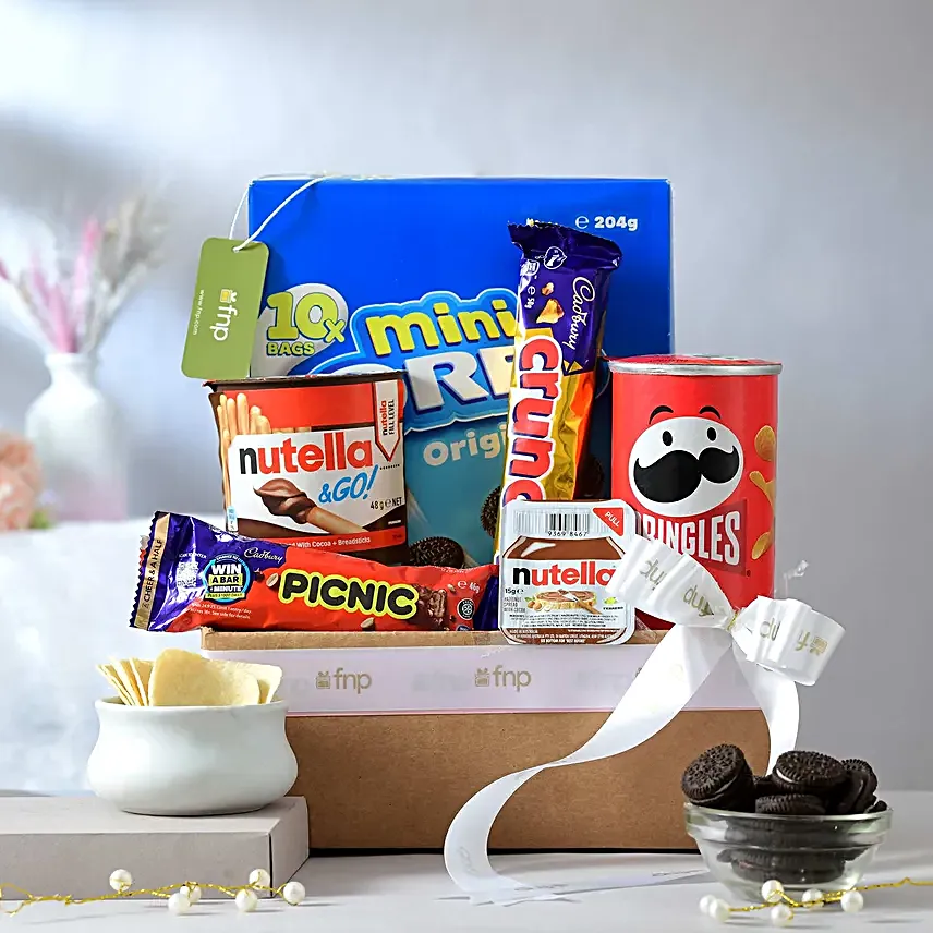 Sweet Celebration Goodies Hamper