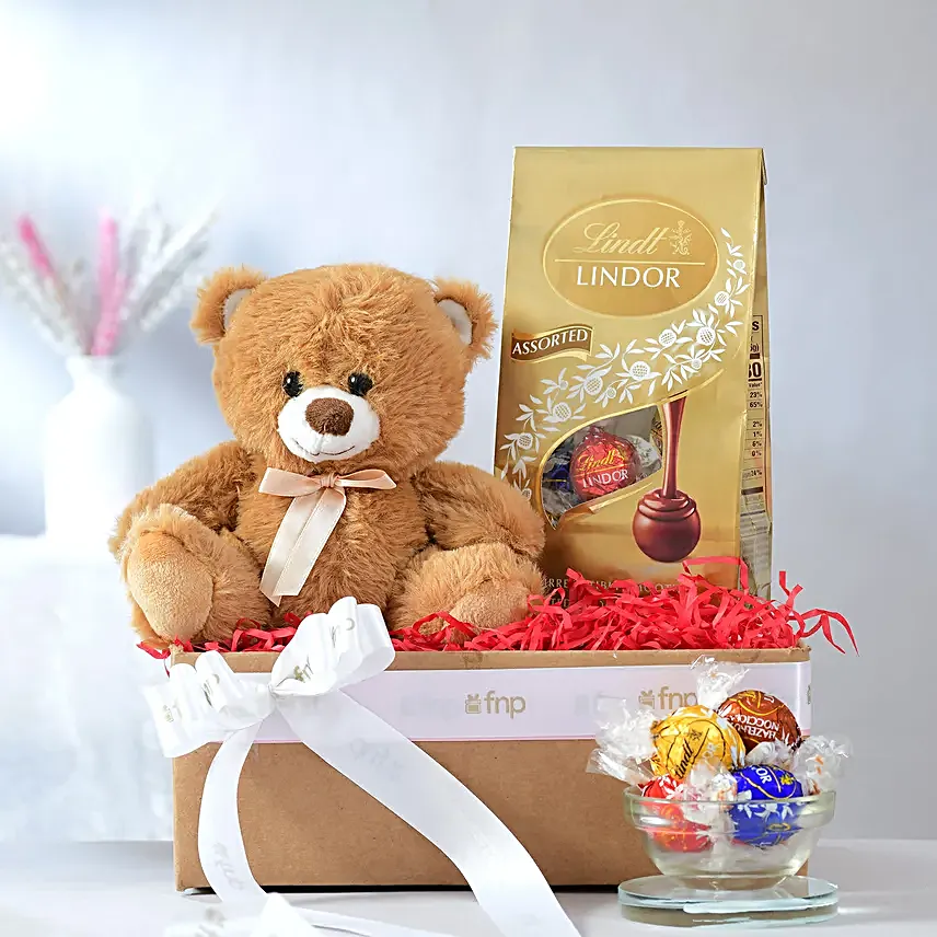 Sweet Embrace Delightful Gift Hamper