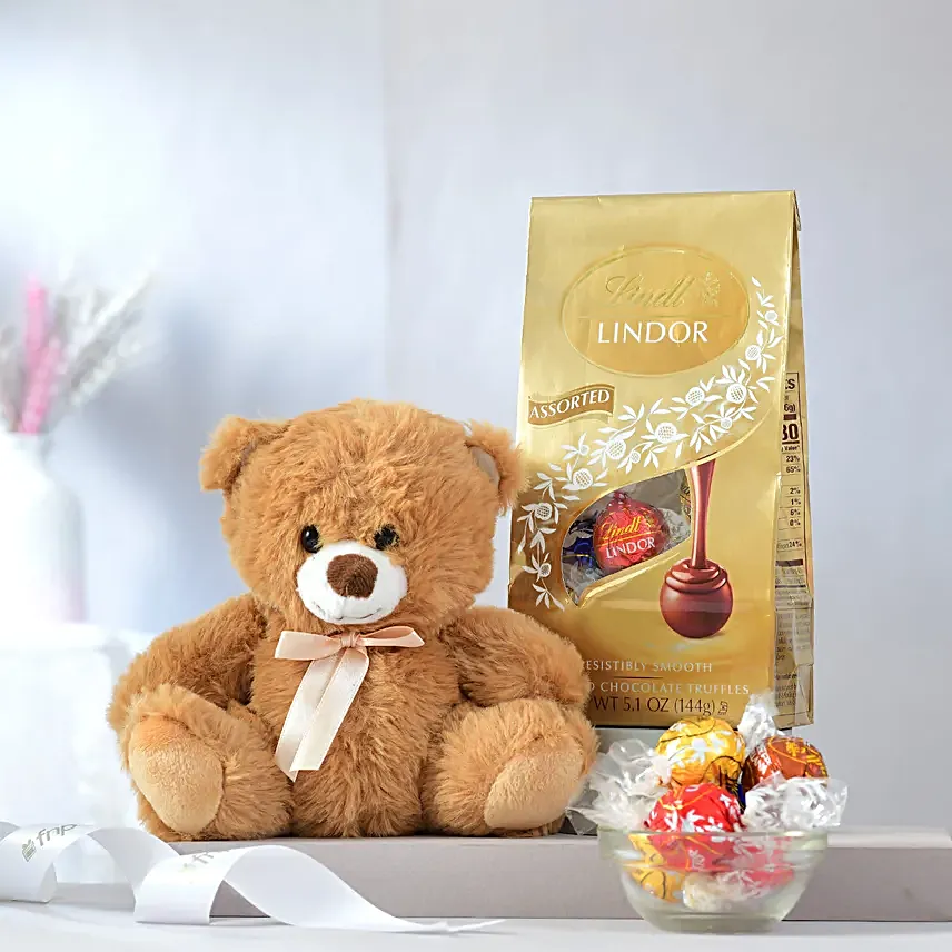 Sweet Embrace Delightful Gift Hamper