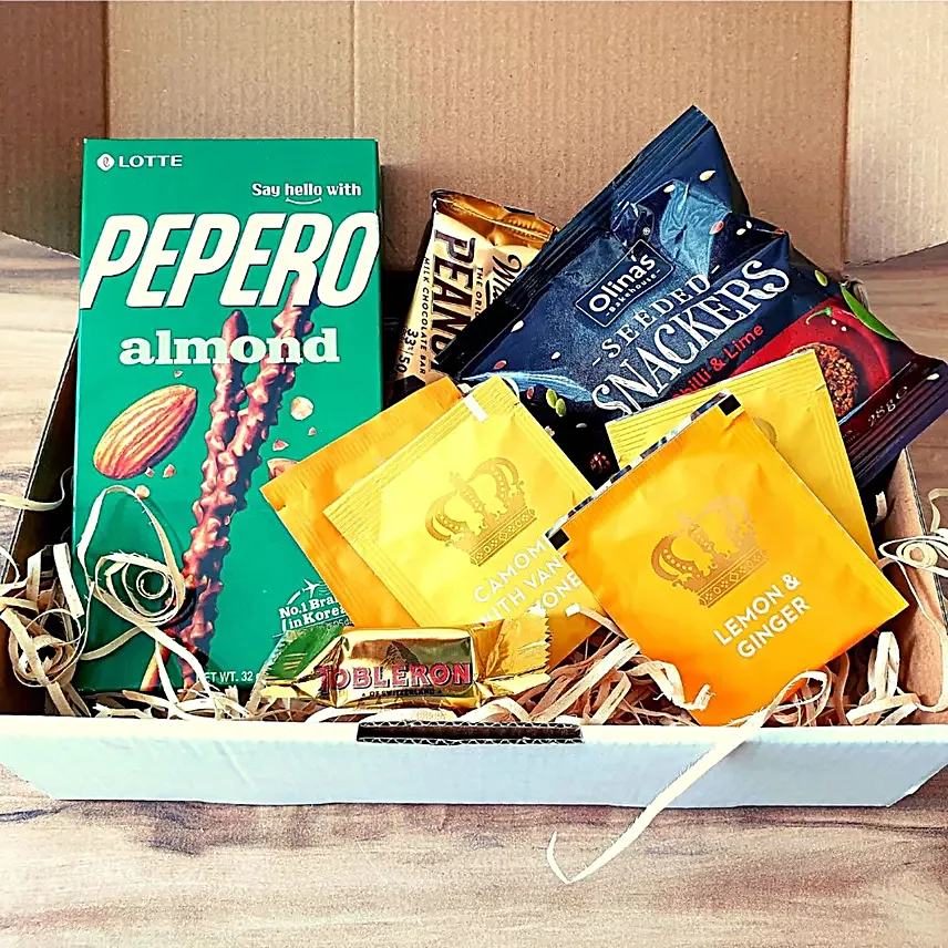 Tea Time Treats Hamper