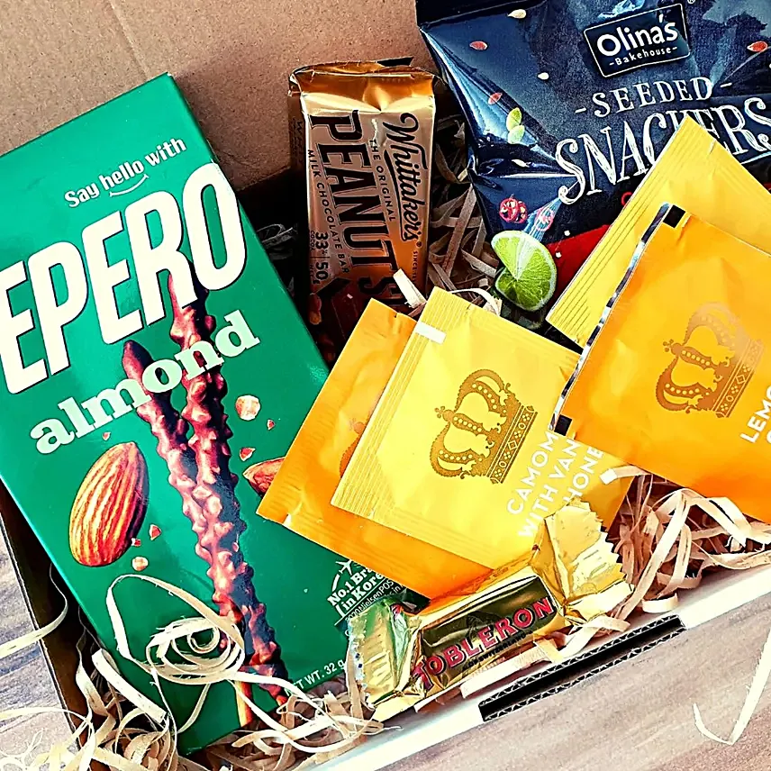 Tea Time Treats Hamper