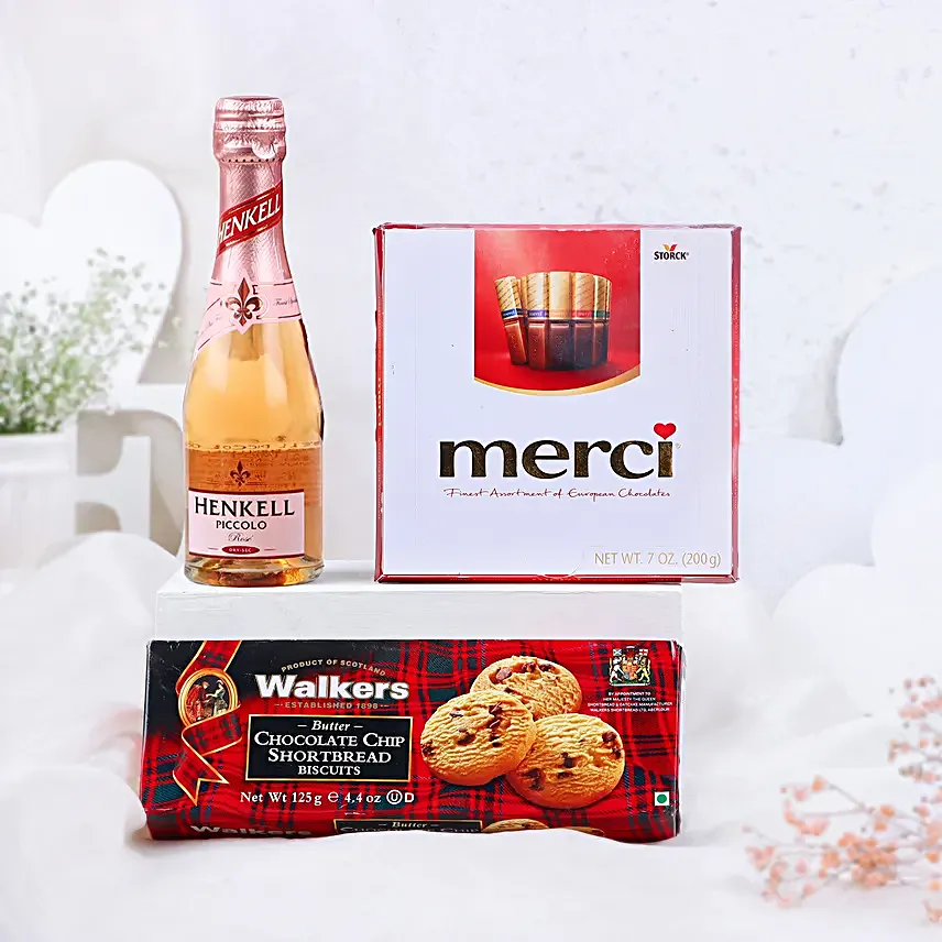 Valentine Henkell N Goodies Gift Combo