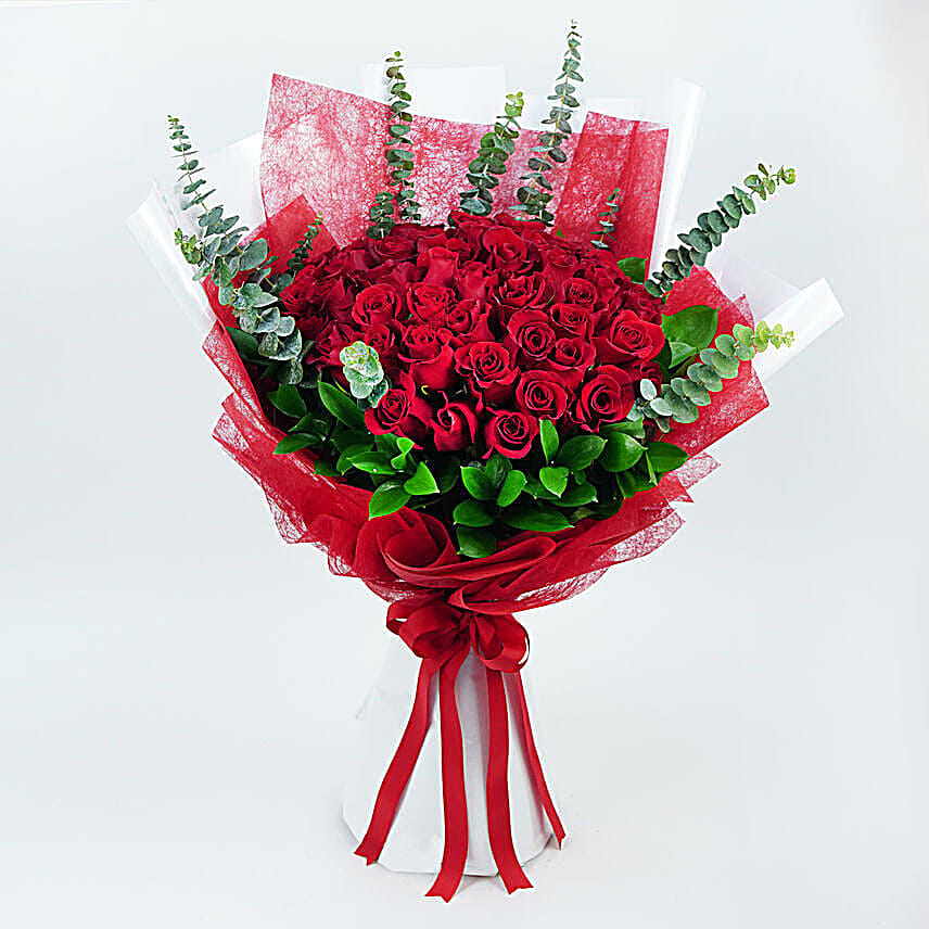 50 Red Roses Beauty