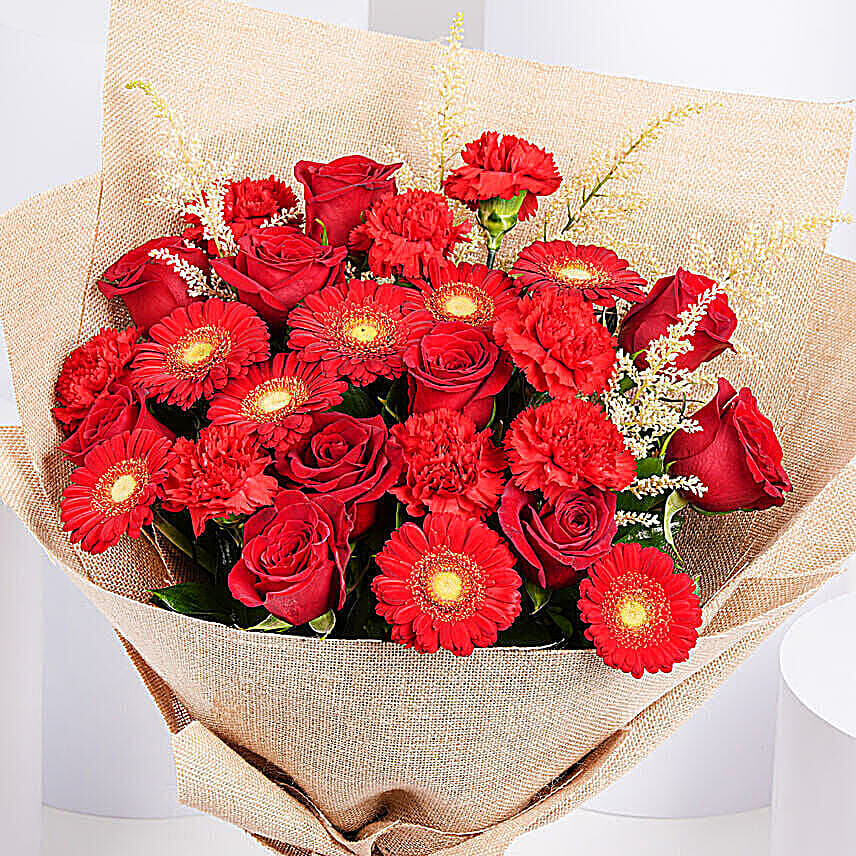 Intimate Red Flowers Bouquet