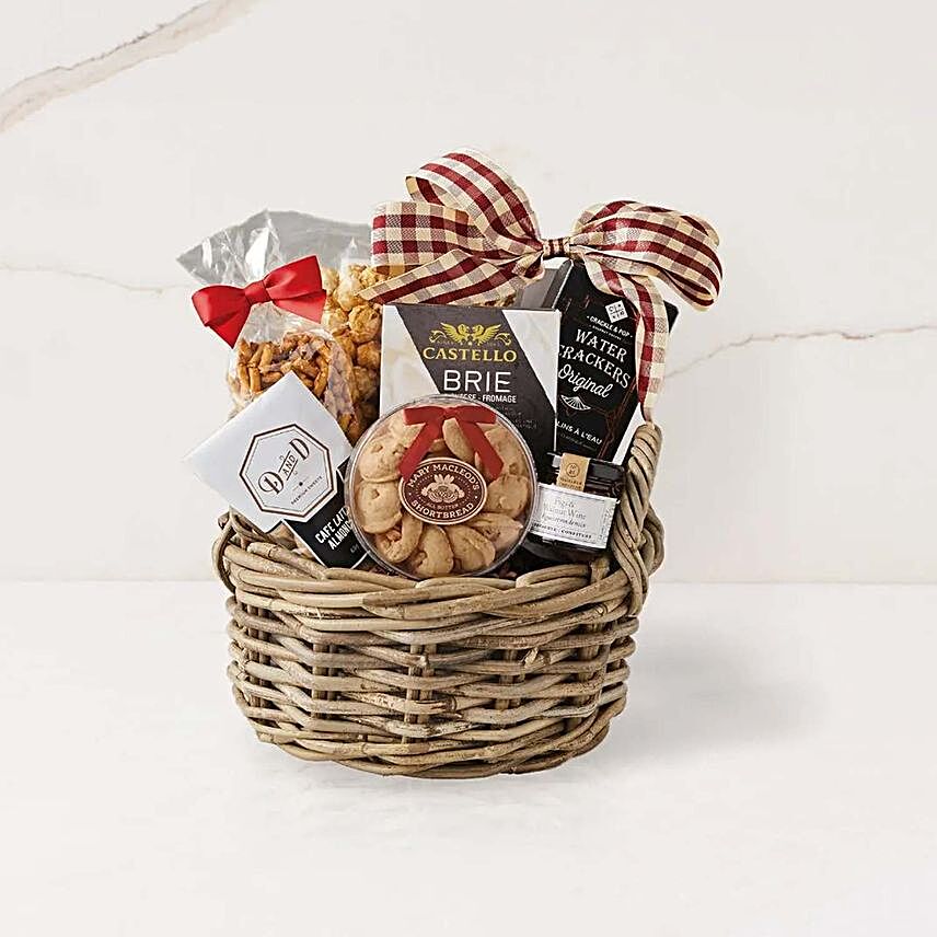 Stratford Basket:Send Fathers Day Gifts to Canada