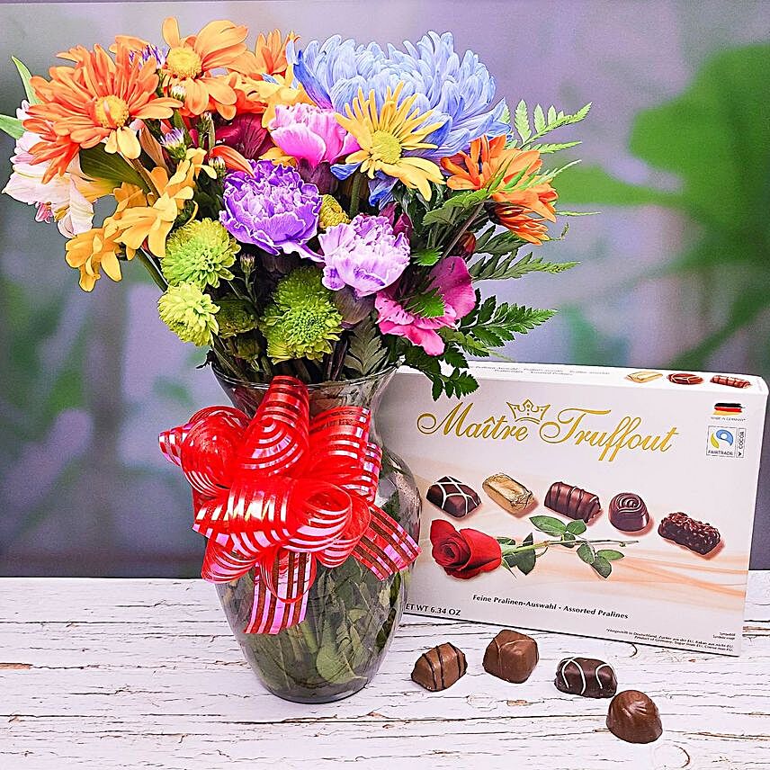 Mixed Flowers Bouquet And Maitre Assorted Chocolates:Flowers and Chocolates to Canada