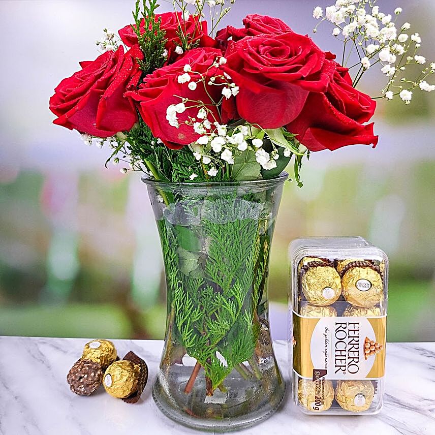 Romantic Red Roses Bouquet And Ferrero Rocher:congratulations