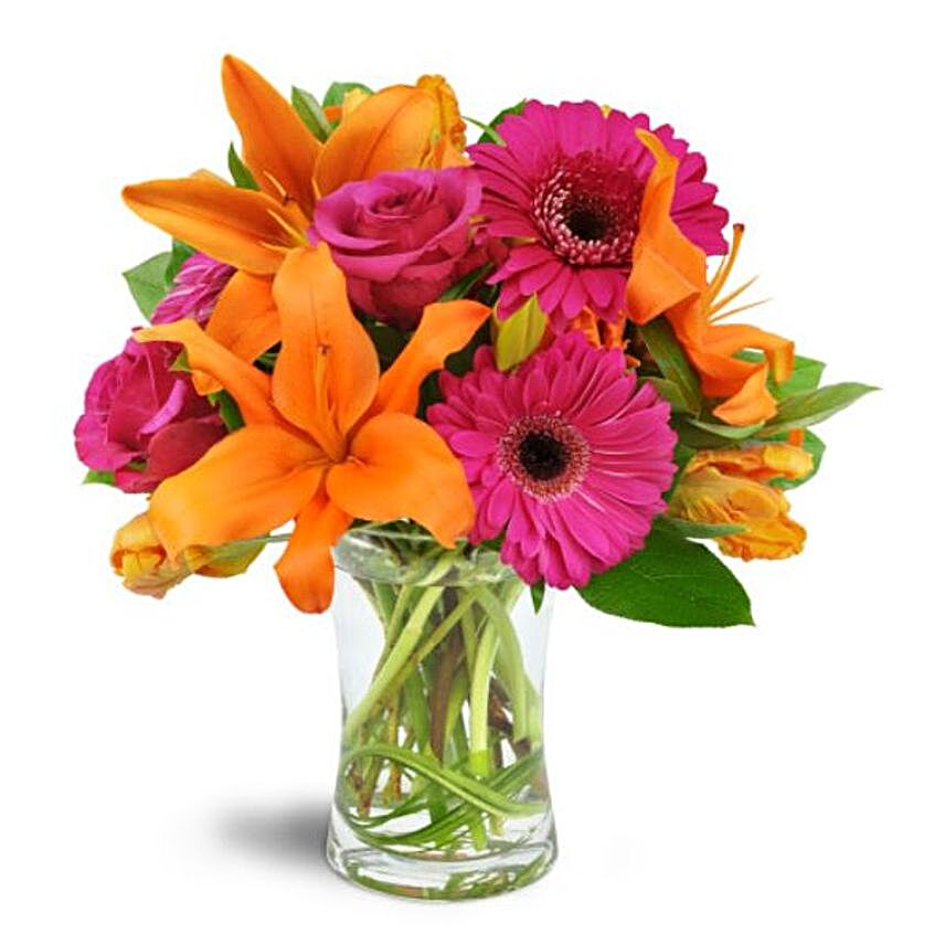 Mesmerising Mixed Flowers Glass Vase:Flower Delivery in Canada